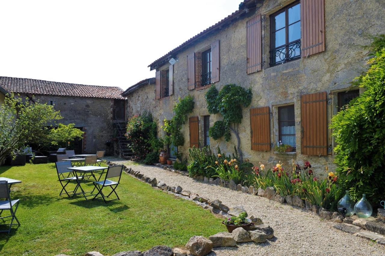 Le Mas D'Anjou Tigné Exterior photo